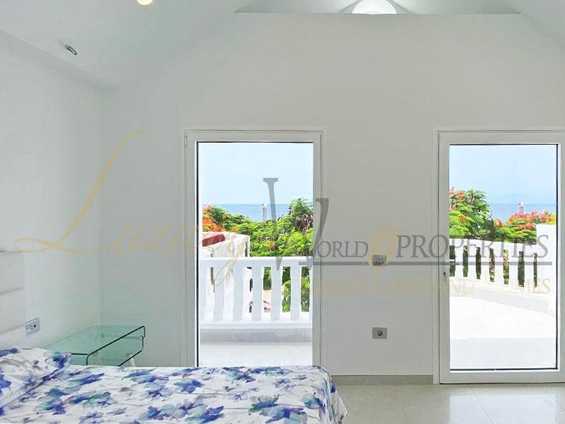 3 soveværelse Villa til salg i Costa Adeje med swimmingpool - € 1.400.000 (Ref: 7877479)