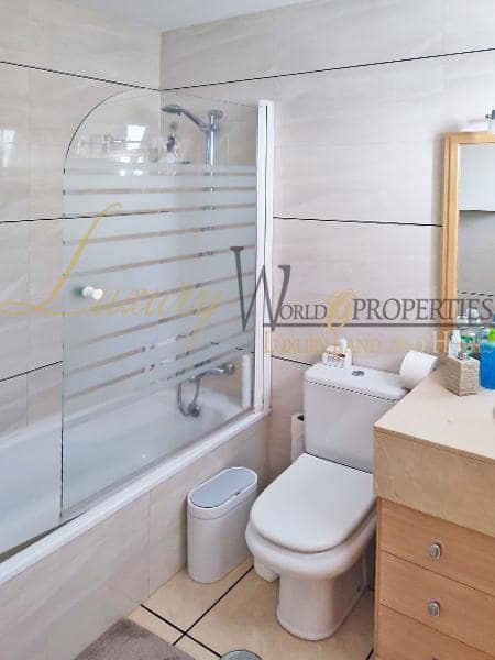 2 sypialnia Willa na sprzedaż w Adeje z garażem - 550 000 € (Ref: 7889697)
