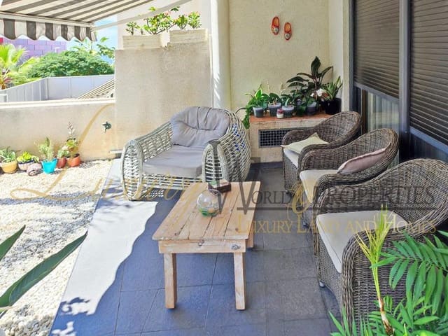 2 chambre Villa/Maison à vendre à Casco Urbano, Adeje avec garage - 550 000 € (Ref: 7889697)