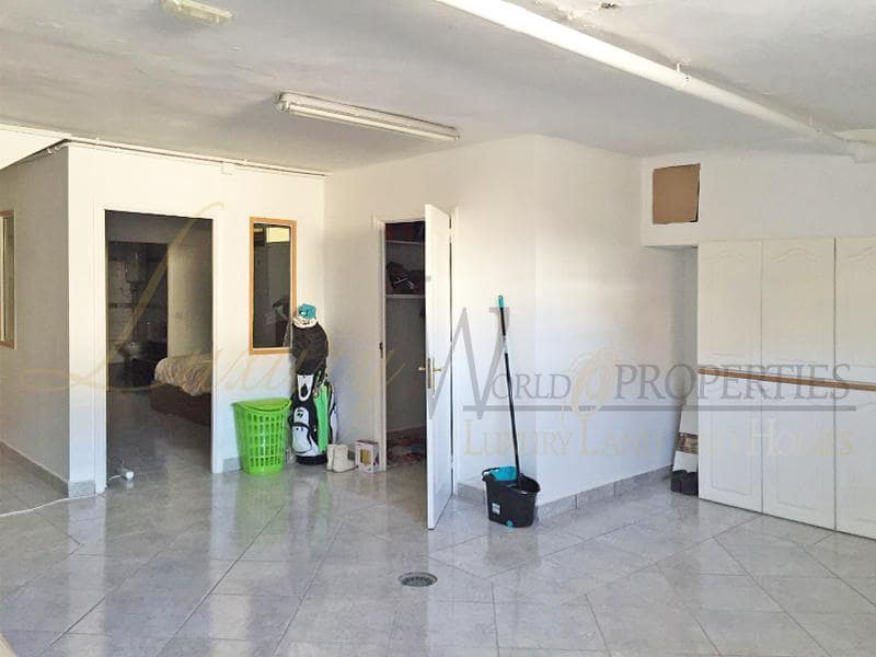 3 soveværelse Villa til salg i Costa Adeje med swimmingpool garage - € 885.000 (Ref: 7904357)