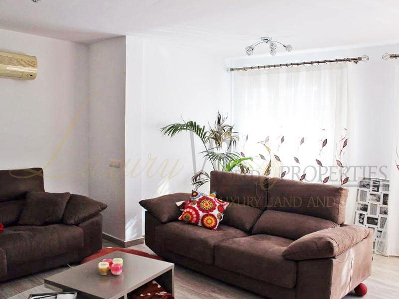 3 soveværelse Villa til salg i Costa Adeje med swimmingpool garage - € 885.000 (Ref: 7904357)