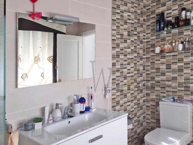 3 soveværelse Villa til salg i Costa Adeje med swimmingpool garage - € 885.000 (Ref: 7904357)