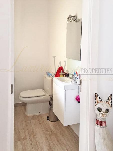 3 soveværelse Villa til salg i Costa Adeje med swimmingpool garage - € 885.000 (Ref: 7904357)