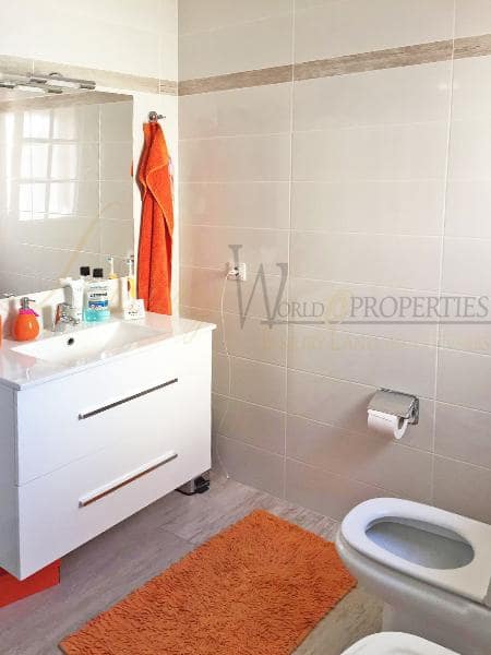 3 soveværelse Villa til salg i Costa Adeje med swimmingpool garage - € 885.000 (Ref: 7904357)