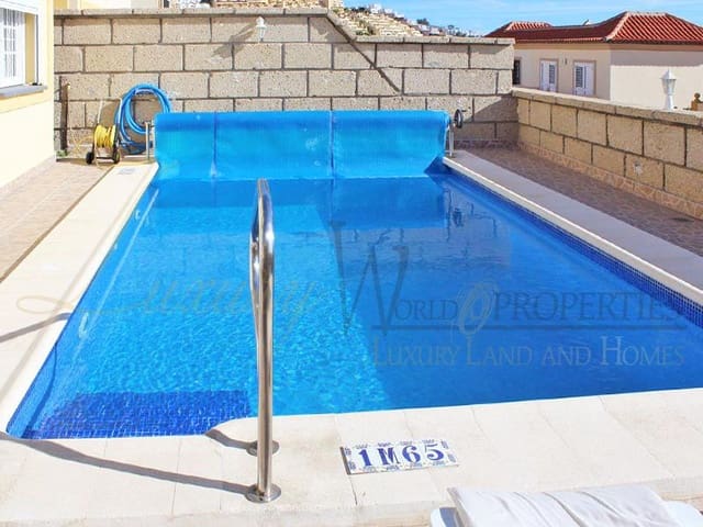 3 soveværelse Villa til salg i Playa de Fañabé Alto, Adeje med swimmingpool garage - € 885.000 (Ref: 7904357)