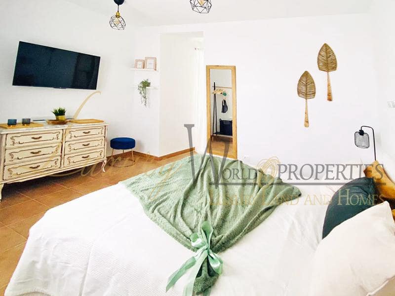 3 soveværelse Villa til salg i Tijoco Bajo med garage - € 420.000 (Ref: 8062030)