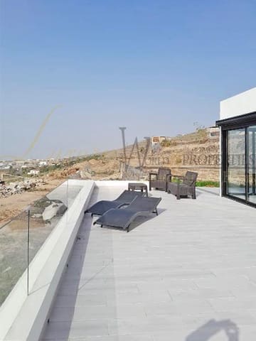 2 slaapkamer Villa te koop in Casco Urbano, Adeje met garage - € 790.000 (Ref: 8109830)