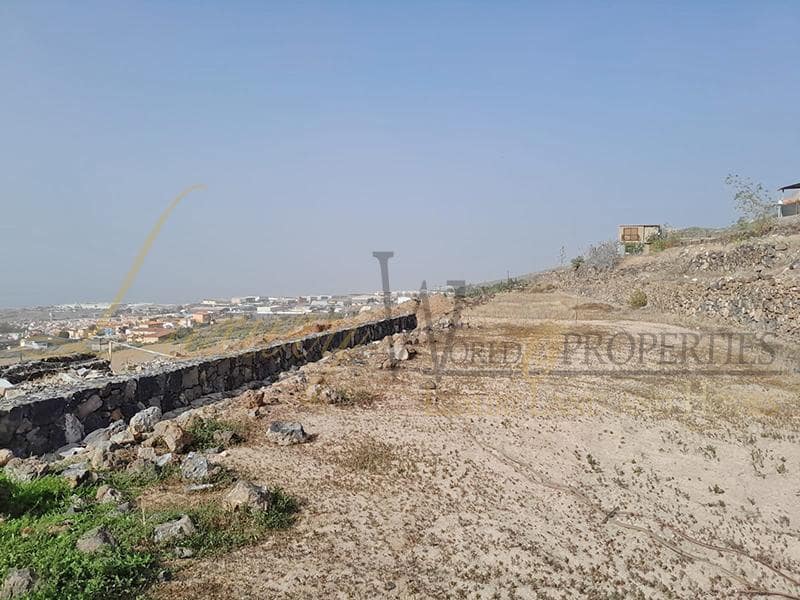 2 slaapkamer Villa te koop in Adeje met garage - € 790.000 (Ref: 8109830)