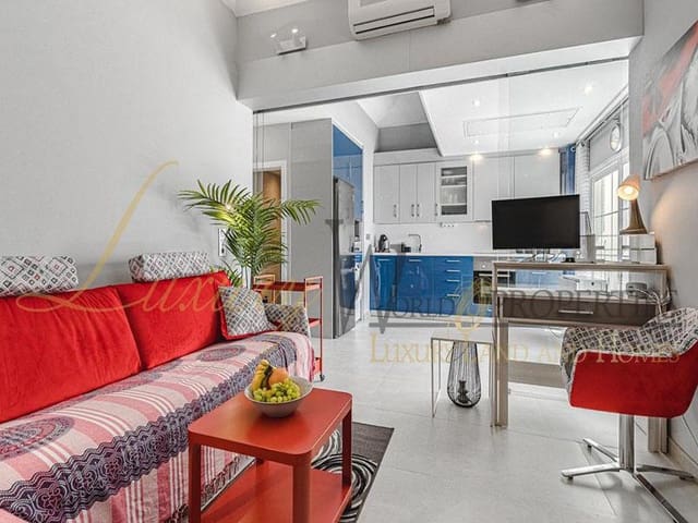 1 soveværelse Lejlighed til salg i Playa Fañabe, Adeje med swimmingpool - € 550.000 (Ref: 8145263)