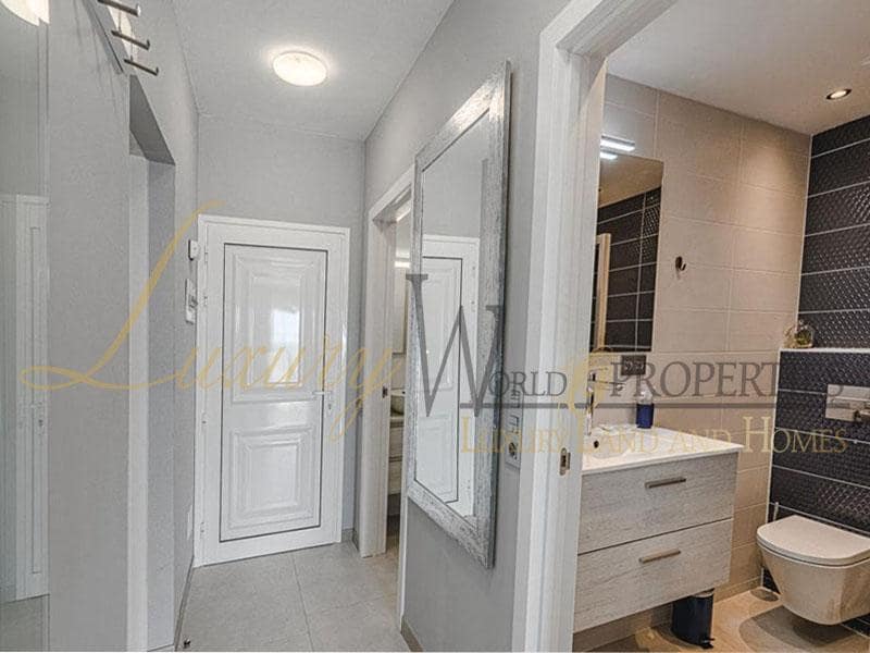 1 soveværelse Lejlighed til salg i Costa Adeje med swimmingpool - € 550.000 (Ref: 8145263)