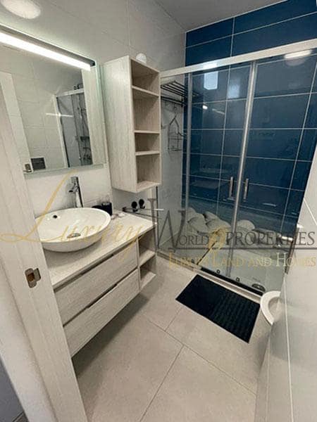 1 bedroom Flat for sale in Costa Adeje with pool - € 550,000 (Ref: 8145263)