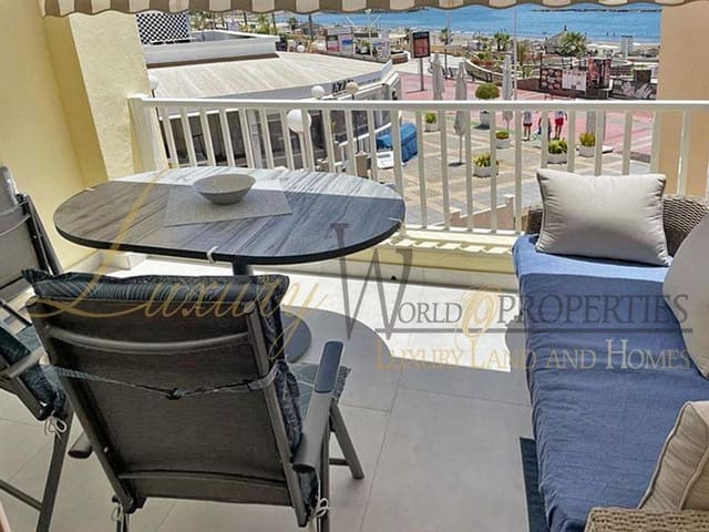 1 makuuhuone Asunto myytävänä paikassa Playa Fañabe, Adeje mukana uima-altaan - 550 000 € (Ref: 8145263)