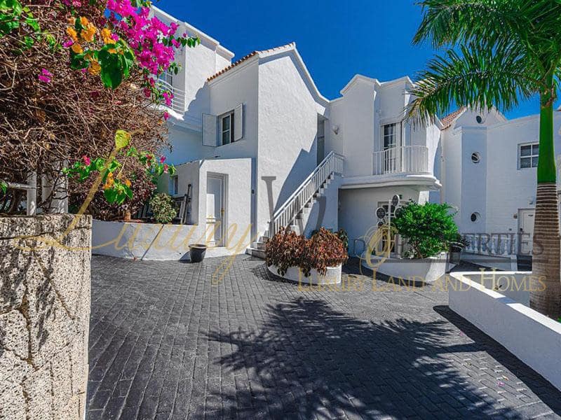 1 bedroom Flat for sale in Costa Adeje with pool - € 550,000 (Ref: 8145263)