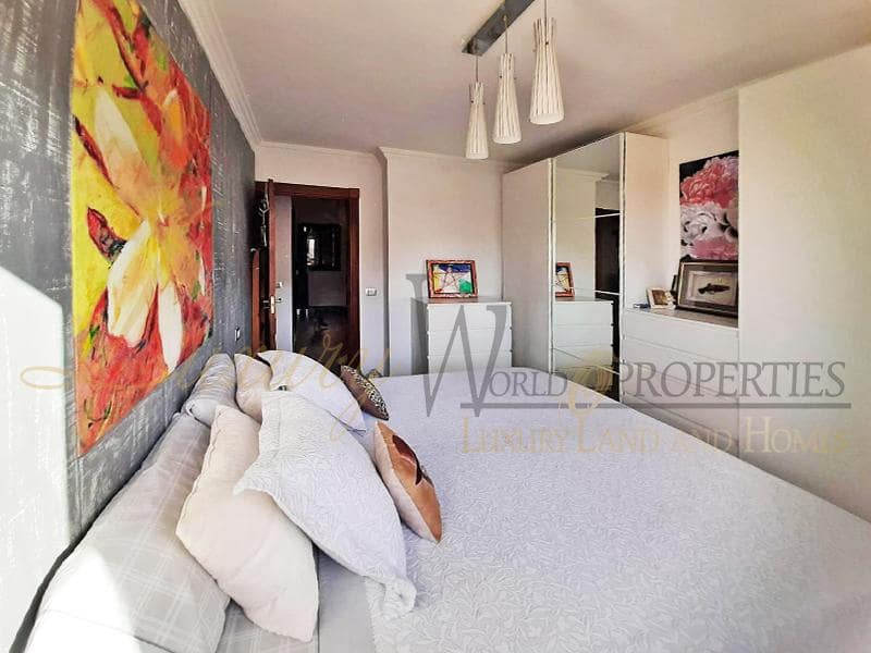 3 bedroom Villa for sale in Costa Adeje with garage - € 390,000 (Ref: 8169324)