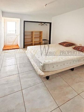 Chalet de 4 habitaciones en La Tejita, Granadilla de Abona en venta con garaje - 580.000 € (Ref: 8205666)