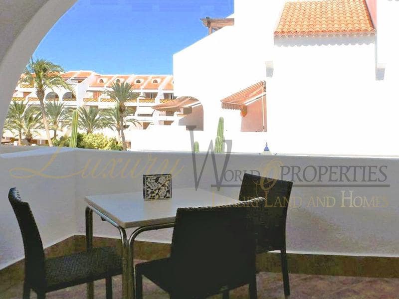 1 bedroom Flat for sale in Playa de las Americas with pool - € 435,000 (Ref: 8210053)