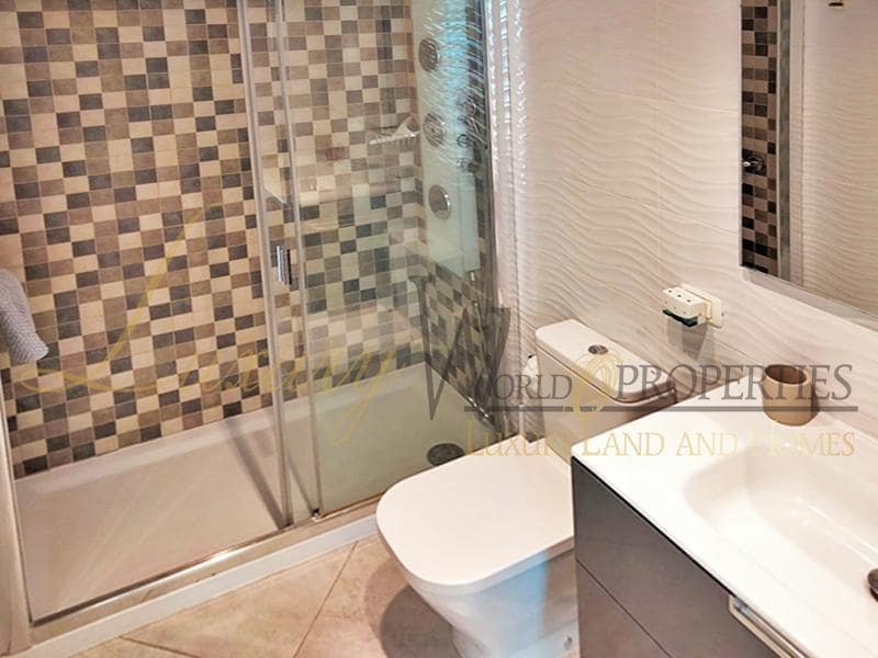 Piso de 2 habitaciones en Los Cristianos en venta - 780.000 € (Ref: 8254781)