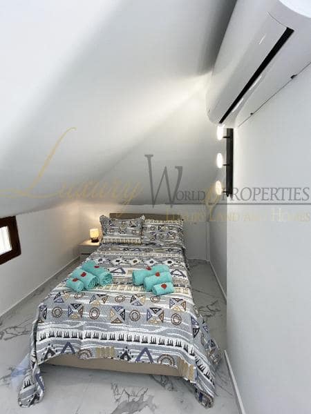 4 soveværelse Villa til salg i Adeje med garage - € 490.000 (Ref: 8303691)