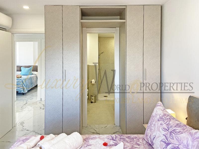 4 soveværelse Villa til salg i Adeje med garage - € 490.000 (Ref: 8303691)