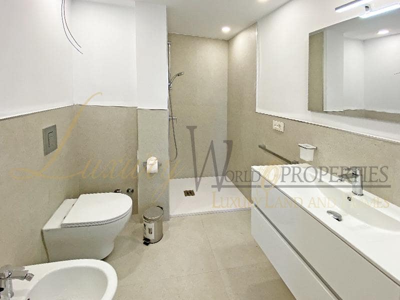 4 soveværelse Villa til salg i Adeje med garage - € 490.000 (Ref: 8303691)