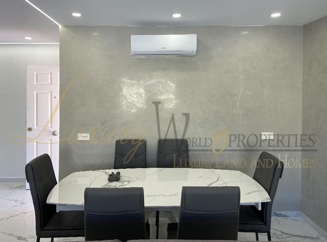 4 soveværelse Villa til salg i Fañabé - Ifonche y Benítez, Adeje med garage - € 490.000 (Ref: 8303691)