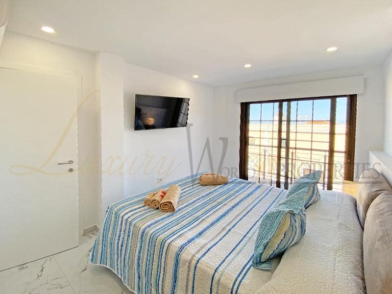 4 soveværelse Villa til salg i Adeje med garage - € 490.000 (Ref: 8303691)