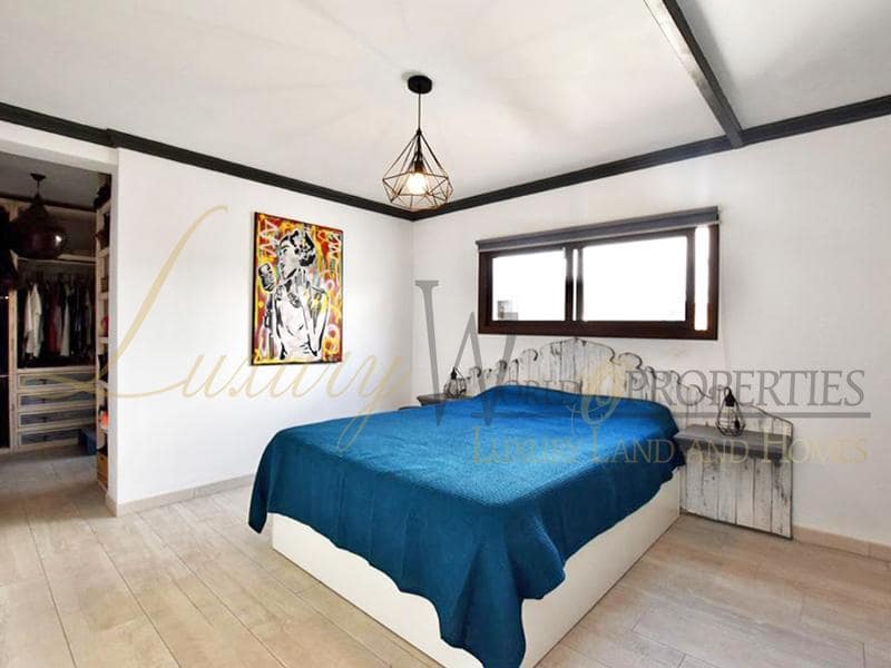 9 soveværelse Villa til salg i Cabo Blanco med swimmingpool - € 1.500.000 (Ref: 8341910)