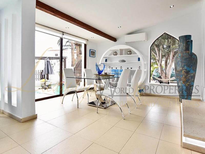 9 soveværelse Villa til salg i Cabo Blanco med swimmingpool - € 1.500.000 (Ref: 8341910)