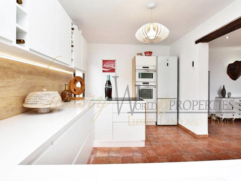 9 soveværelse Villa til salg i Cabo Blanco med swimmingpool - € 1.500.000 (Ref: 8341910)