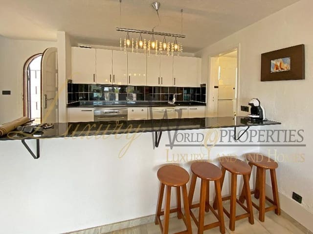 3 soverom Villa til salgs i San Eugenio Alto, Adeje med svømmebasseng - € 885 000 (Ref: 8371958)