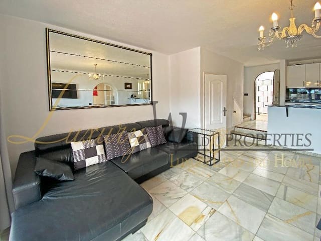 3 soverom Villa til salgs i San Eugenio Alto, Adeje med svømmebasseng - € 885 000 (Ref: 8371958)