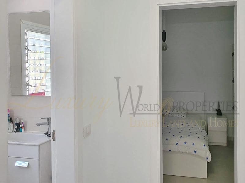 4 soveværelse Villa til salg i Palm-Mar med swimmingpool garage - € 950.000 (Ref: 8396116)