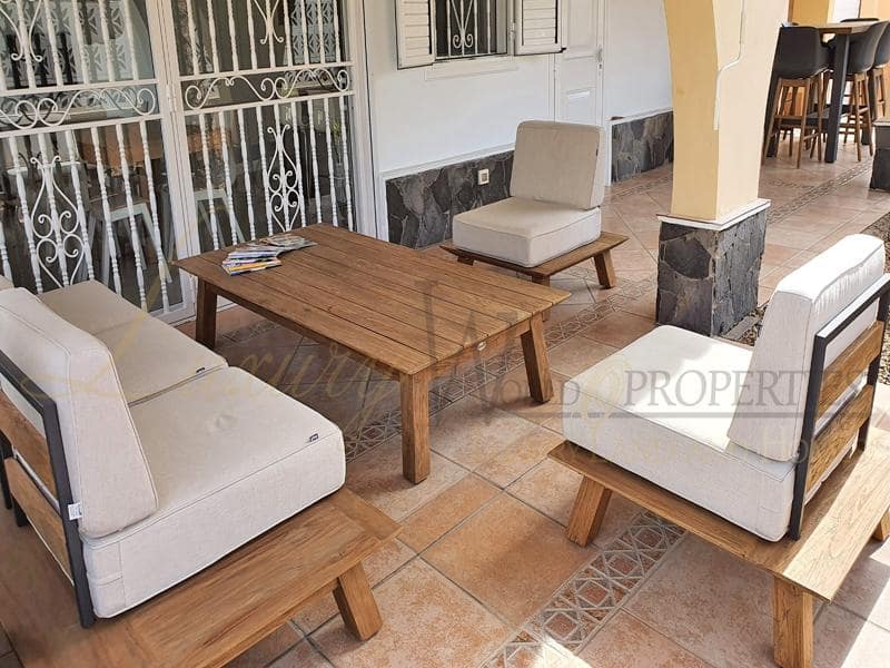 4 soveværelse Villa til salg i Palm-Mar med swimmingpool garage - € 950.000 (Ref: 8396116)