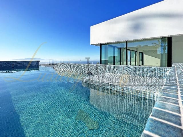 3 soveværelse Villa til salg i Guía de Isora med swimmingpool garage - € 3.290.000 (Ref: 8417025)