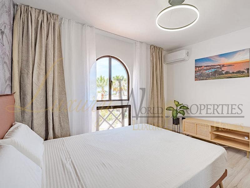 1 bedroom Flat for sale in Costa Adeje - € 369,000 (Ref: 8418521)