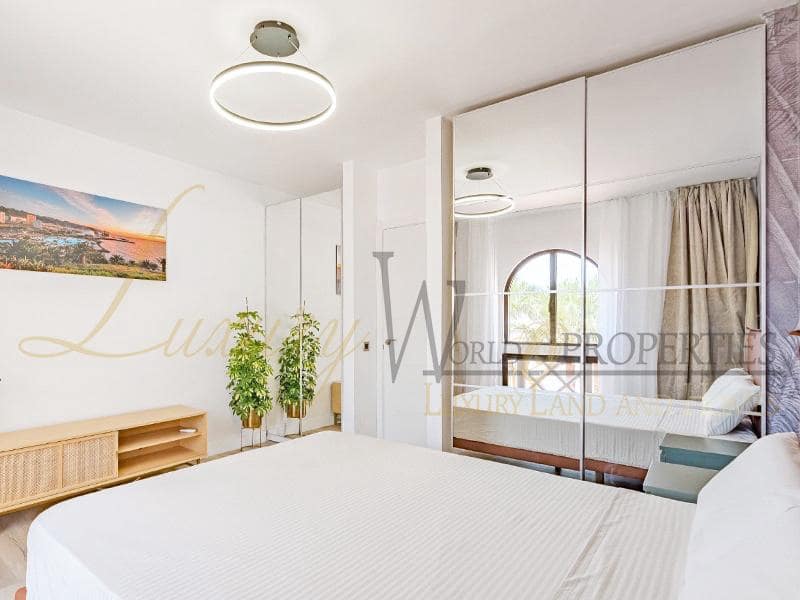 1 bedroom Flat for sale in Costa Adeje - € 369,000 (Ref: 8418521)