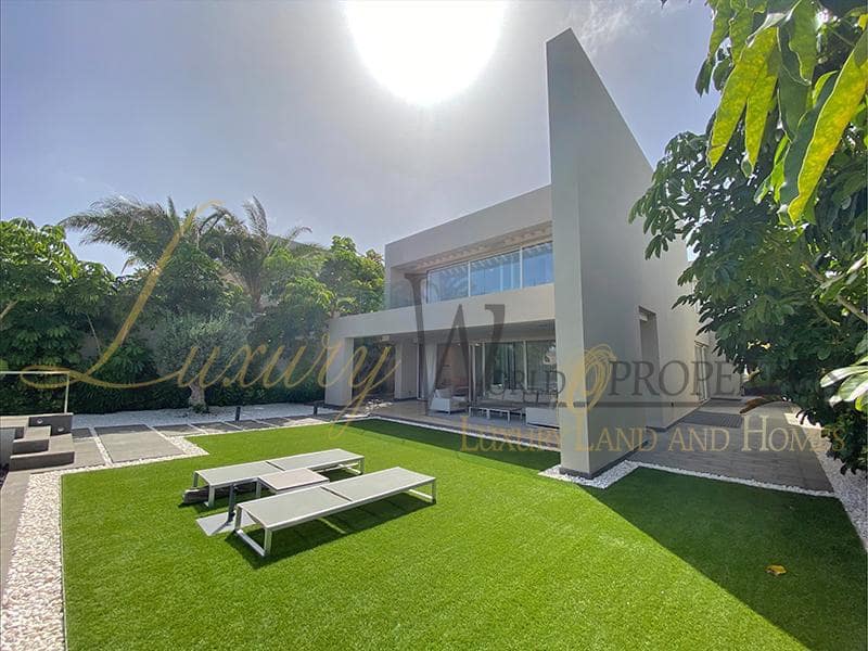 5 soveværelse Villa til salg i Costa Adeje med swimmingpool garage - € 3.700.000 (Ref: 8439625)