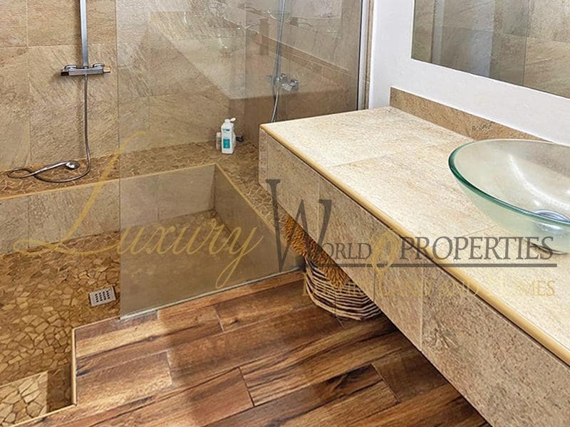 4 soveværelse Villa til salg i Guia de Isora med garage - € 546.000 (Ref: 8488149)