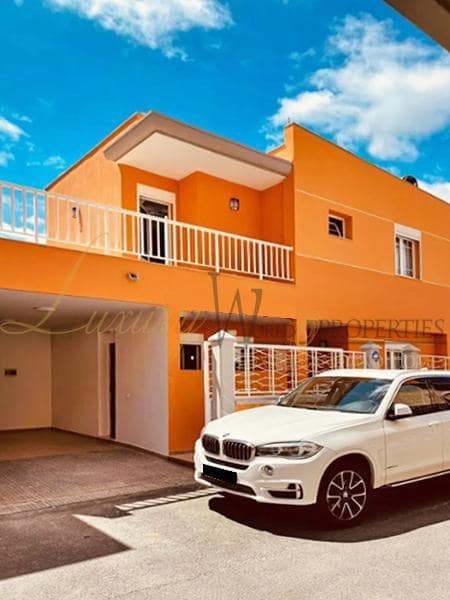 4 sovrum Villa till salu i Los Cristianos med pool garage - 795 000 € (Ref: 8510741)