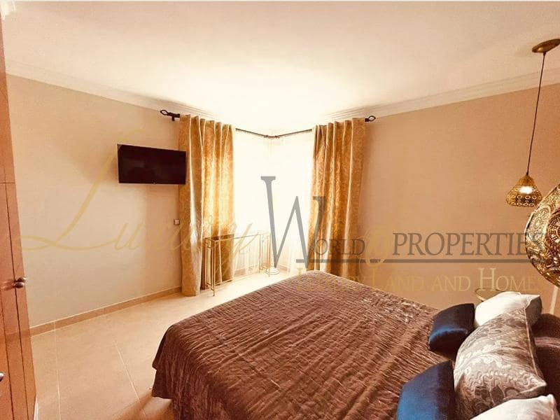 4 sovrum Villa till salu i Los Cristianos med pool garage - 795 000 € (Ref: 8510741)