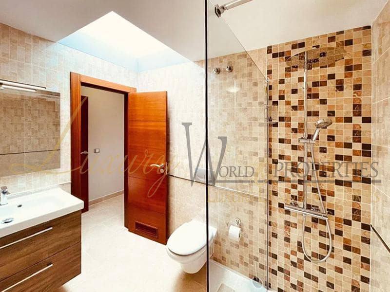 4 sovrum Villa till salu i Los Cristianos med pool garage - 795 000 € (Ref: 8510741)