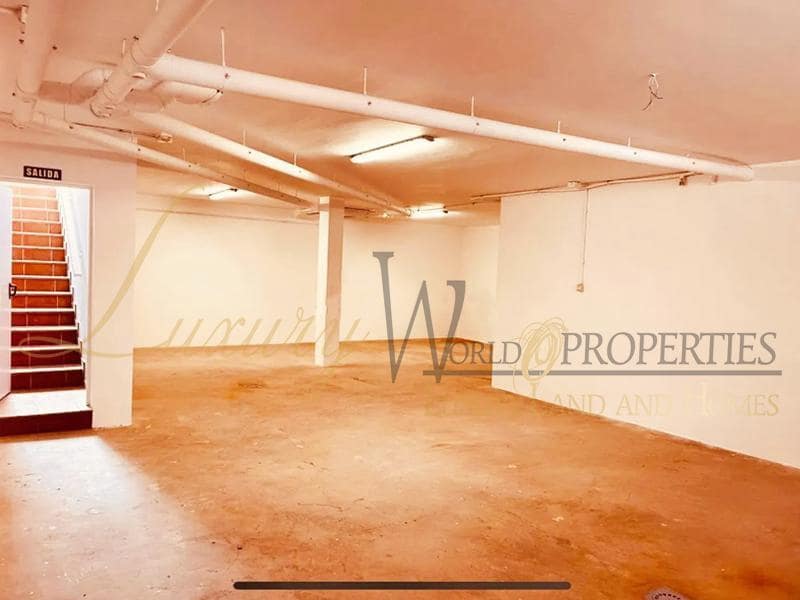 4 sovrum Villa till salu i Los Cristianos med pool garage - 795 000 € (Ref: 8510741)