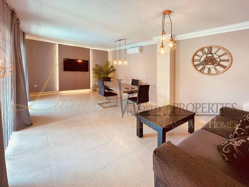 4 sovrum Villa till salu i Los Cristianos med pool garage - 795 000 € (Ref: 8510741)