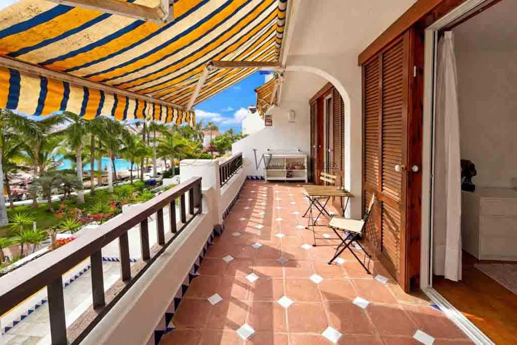 2 makuuhuone Asunto myytävänä paikassa Playa de las Americas mukana uima-altaan - 775 000 € (Ref: 8533061)