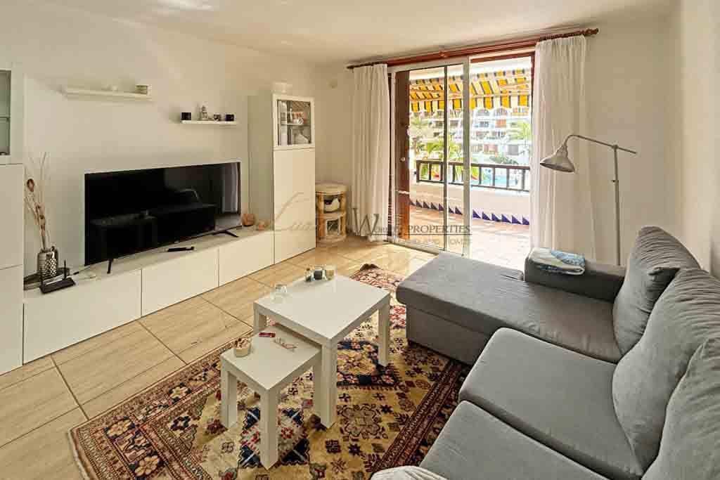 2 makuuhuone Asunto myytävänä paikassa Playa de las Americas mukana uima-altaan - 775 000 € (Ref: 8533061)