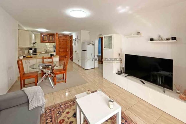2 slaapkamer Flat te koop in Playa de las Americas, Arona met zwembad - € 775.000 (Ref: 8533061)
