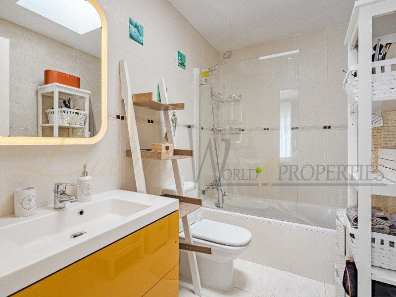 3 soveværelse Villa til salg i Palm-Mar med swimmingpool garage - € 498.000 (Ref: 8546184)