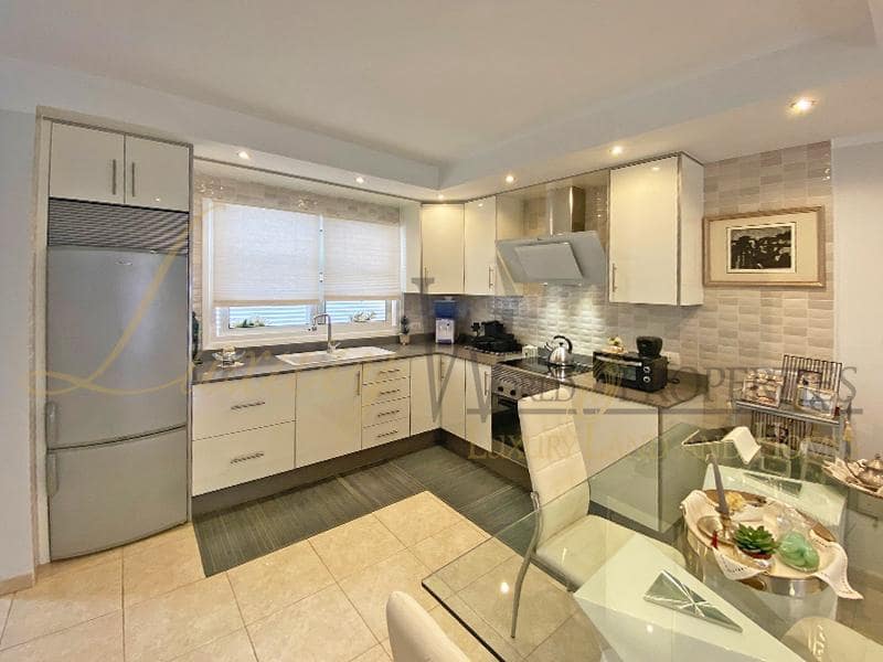 1 camera da letto Appartamento in vendita in Costa Adeje con piscina garage - 325.000 € (Rif: 8578621)