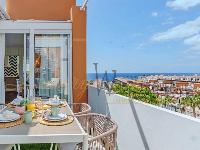 3 bedroom Flat for sale in Golf del Sur with pool - € 475,000 (Ref: 8586742)