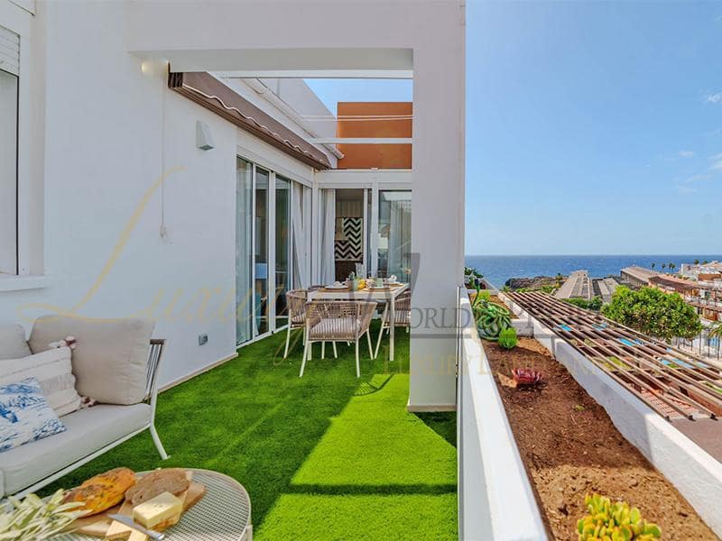 3 bedroom Flat for sale in Golf del Sur with pool - € 475,000 (Ref: 8586742)